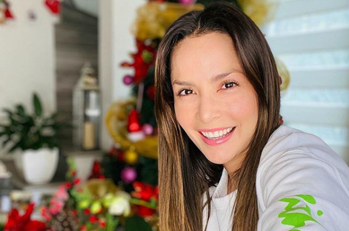 Carmen Villalobos es una actriz colombiana conocida por su interpretación protagonista como Catalina Santana en la telenovela Sin senos no hay paraíso en el año 2008 (Foto: Instagram)
