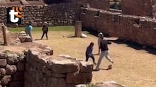 ¡Escándalo en Cusco! Turistas arman partido de fulbito dentro de zona arqueológica de Chinchero y desatan indignación