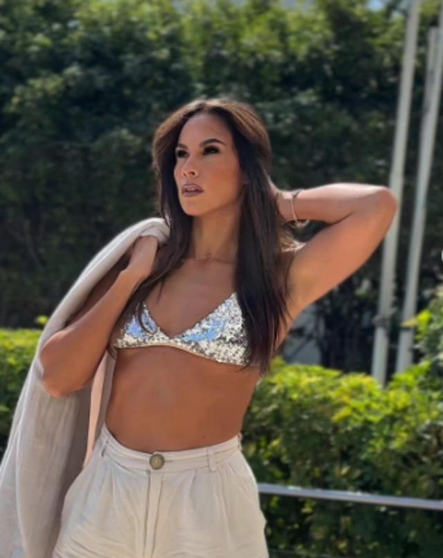 Raisa Ríos se besó con Nicola Porcella (Fotos: Instagram / @raisa.makeup.art)