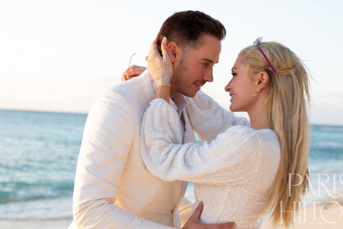 La modelo Paris Hilton considera a Carter Reum su "alma gemela" y se casaron en el 2021. (Foto: parishilton.com)