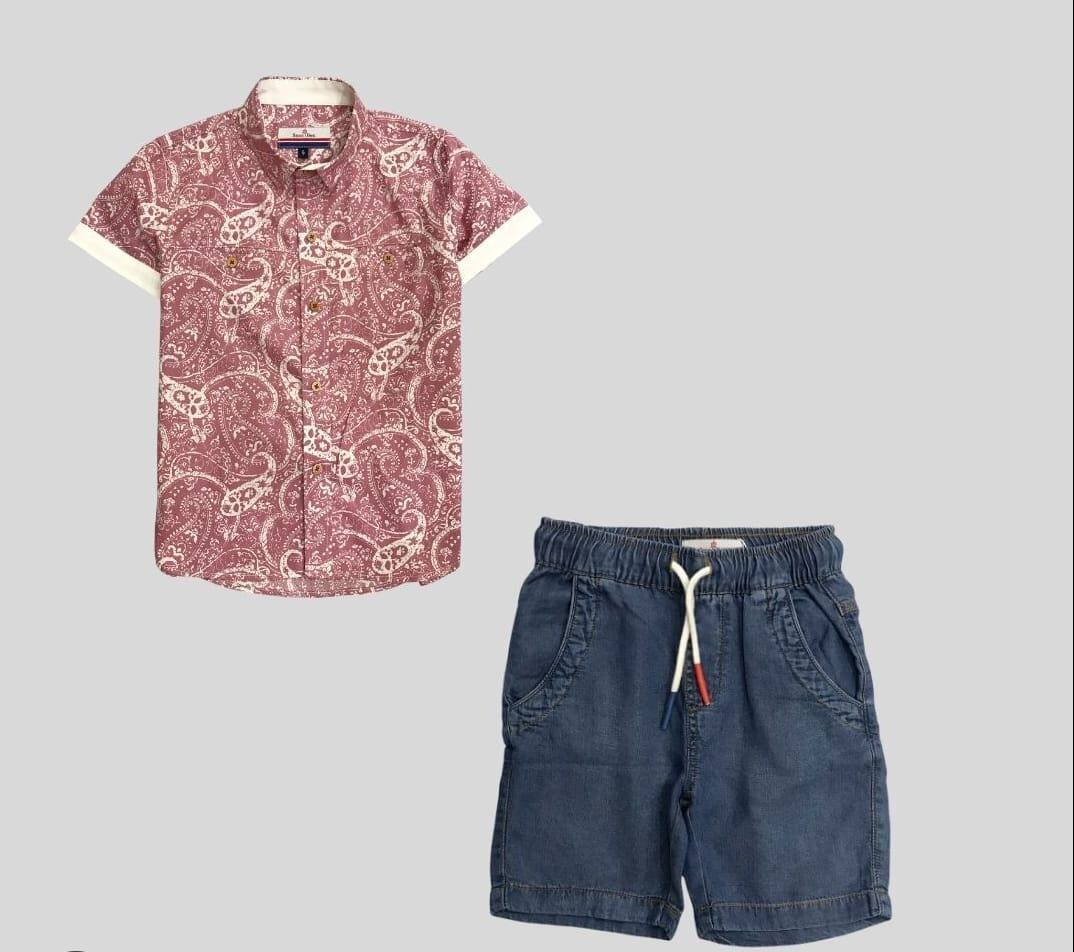 Compradores del extranjeros se llevan las prendas para sus campañas.