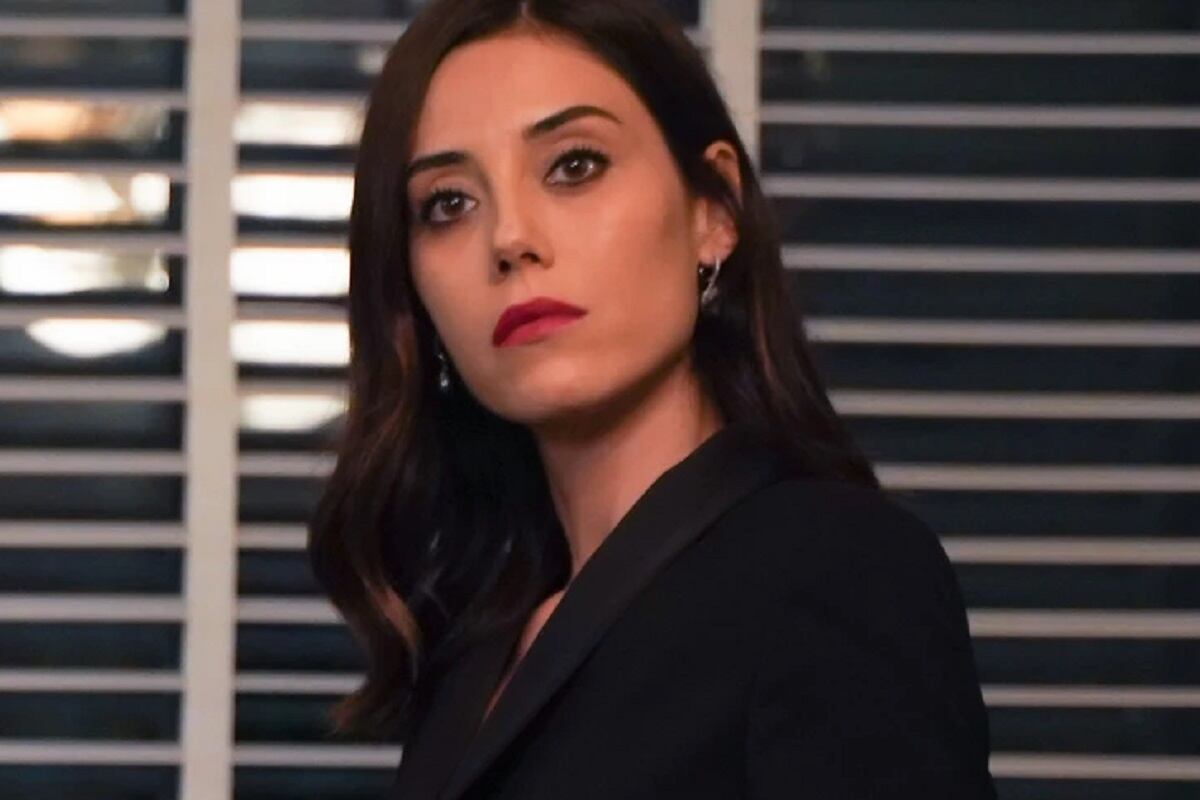 Cansu Dere como Asya en la telenovela turca "Infiel" (Foto: Medyapım)