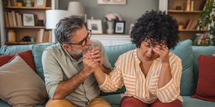 Reconstruir una relación después de una traición exige compromiso de ambos: de quien falló y de quien decide volver a intentarlo. Foto: Istock