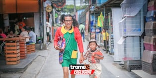 Fidencio Vargas da vida a la 'Chilindrina' en Ventanilla. Foto: César Bueno