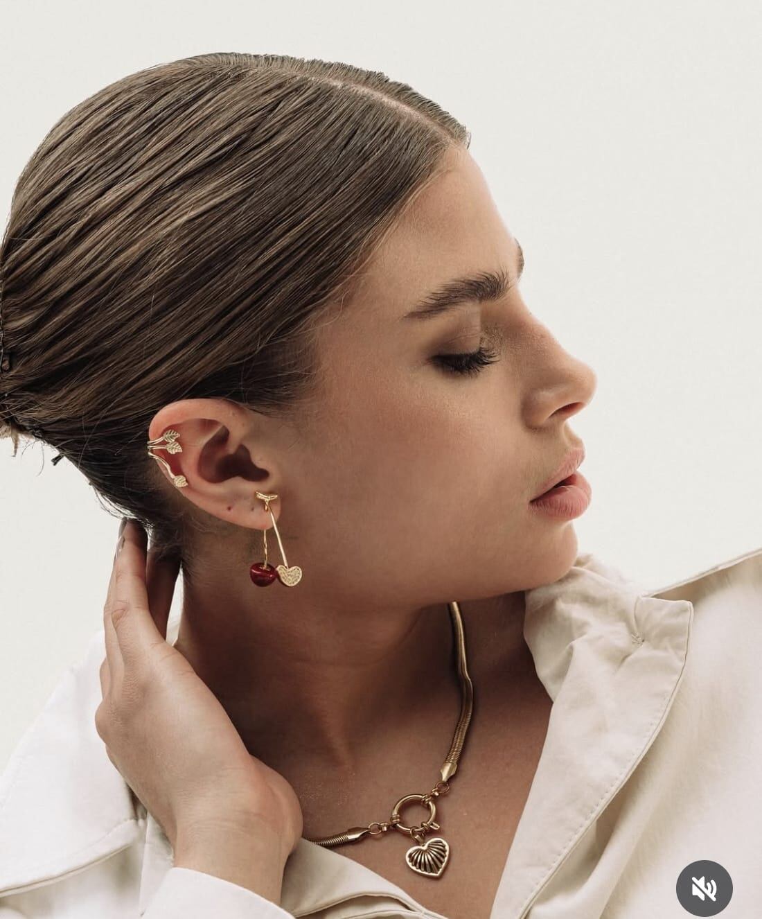 Las clientas van en busca del detalle perfecto que convine con su peinado y su teñida. Foto: Difusión.