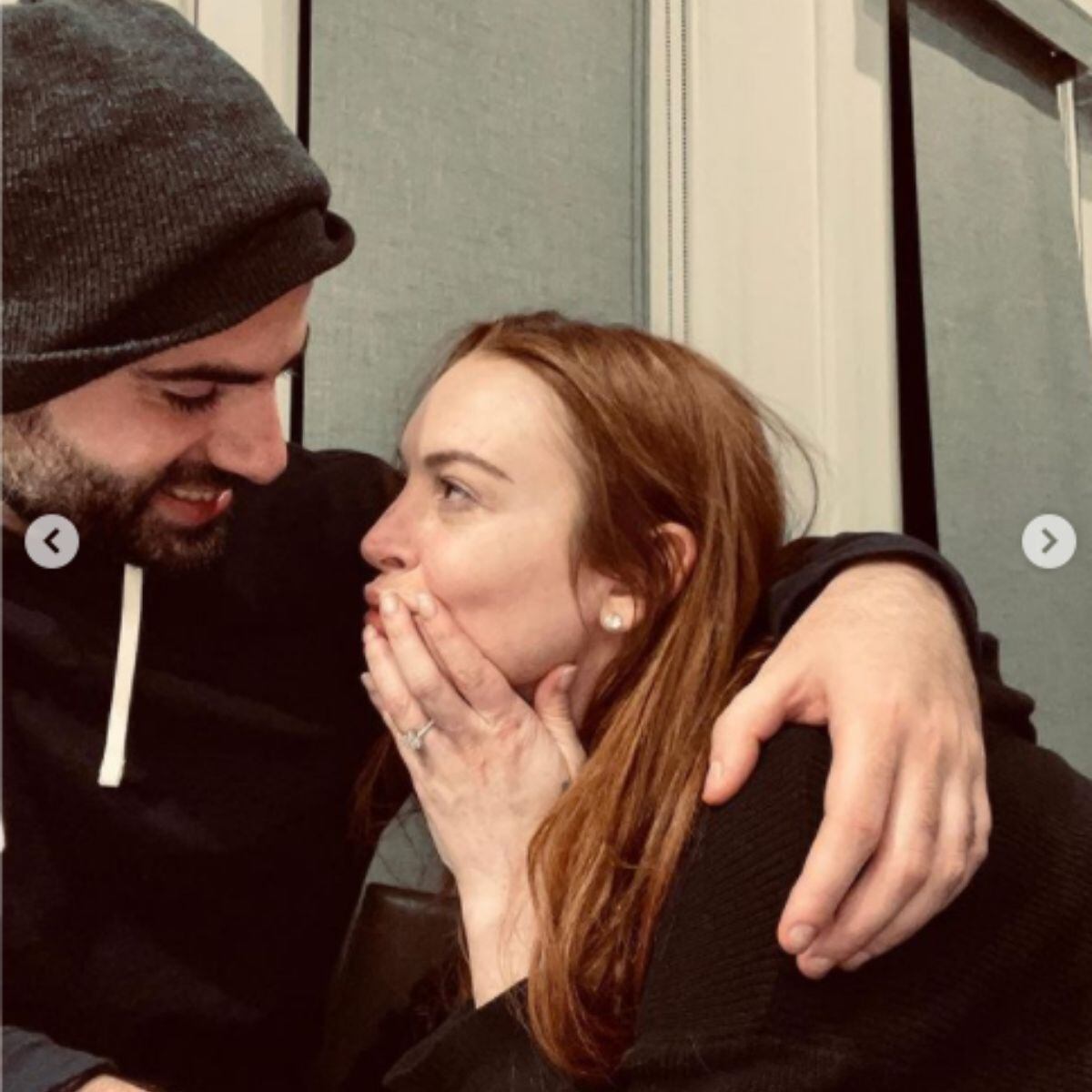 La actriz compartió en sus redes sociales su compromiso (Foto: Lindsay Lohan / Instagram)