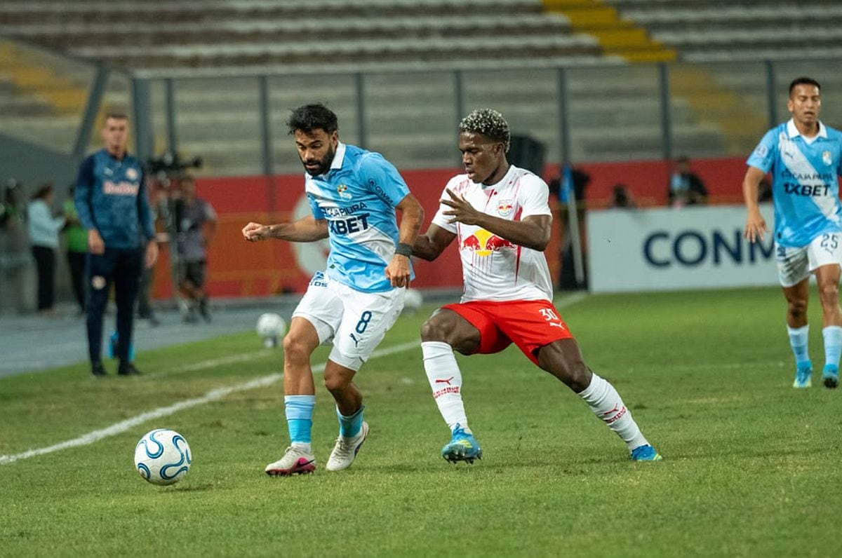 Sporting Cristal vs. Bragantino este miércoles. (@photo.gec)