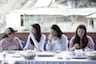 Keiko Fujimori comparte el desayuno electoral junto a sus hijas en olla común de San Juan de Lurigancho