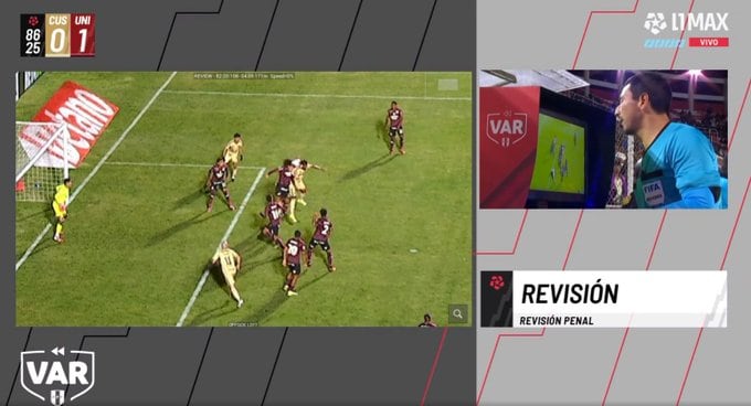 Polémica acción que el árbitro cobró en el Universitario vs. Cusco FC. (L1 MAX)