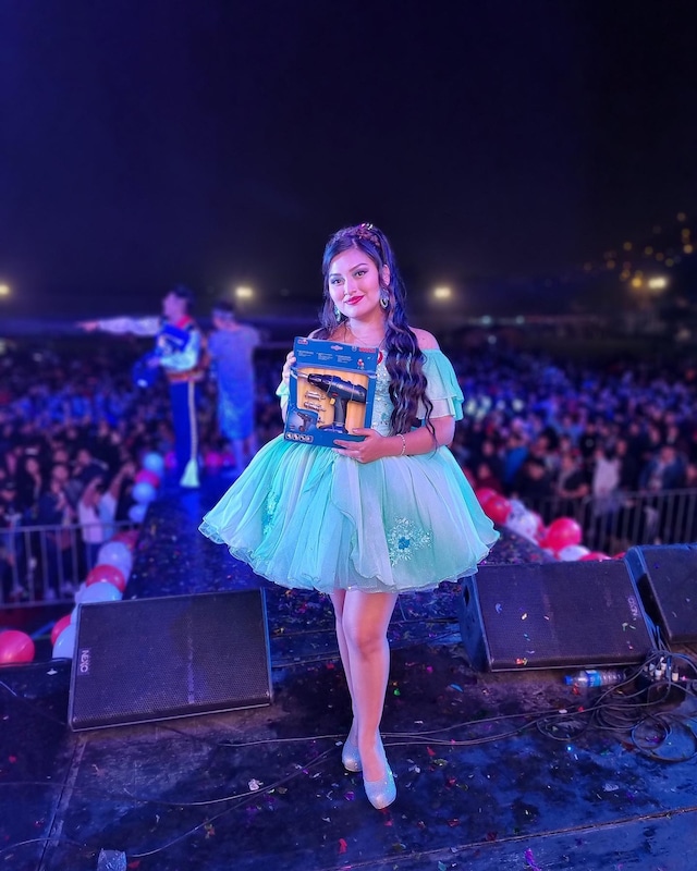 Revive algunas postales que dejó la carrera de Muñequita Milly