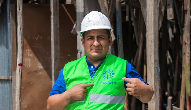 Don Edwin lleva varios años levantando construcciones seguras y resistentes gracias al apoyo de Progresol. Foto: Joel Alonzo.