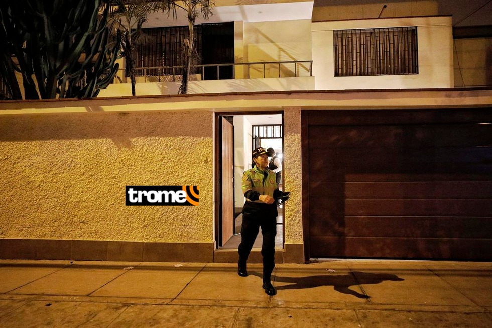 Sujetos inescrupulosos ingresaron a la vivienda del actor cómico Carlos Álvarez, en La Victoria, y se llevaron 25 mil soles en donaciones y tres televisores. Foto: Joel Alonzo/ @photo.gec