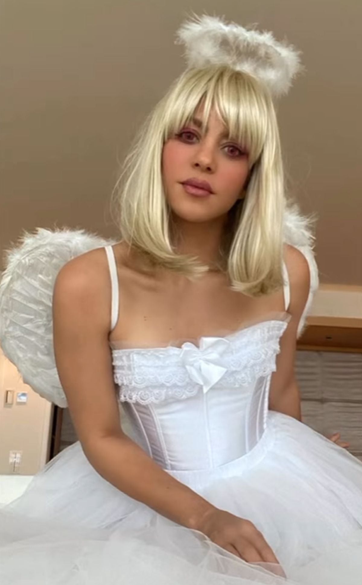 Shakira se disfrazó de angelita en Halloween (Foto: Shakira / Instagram)