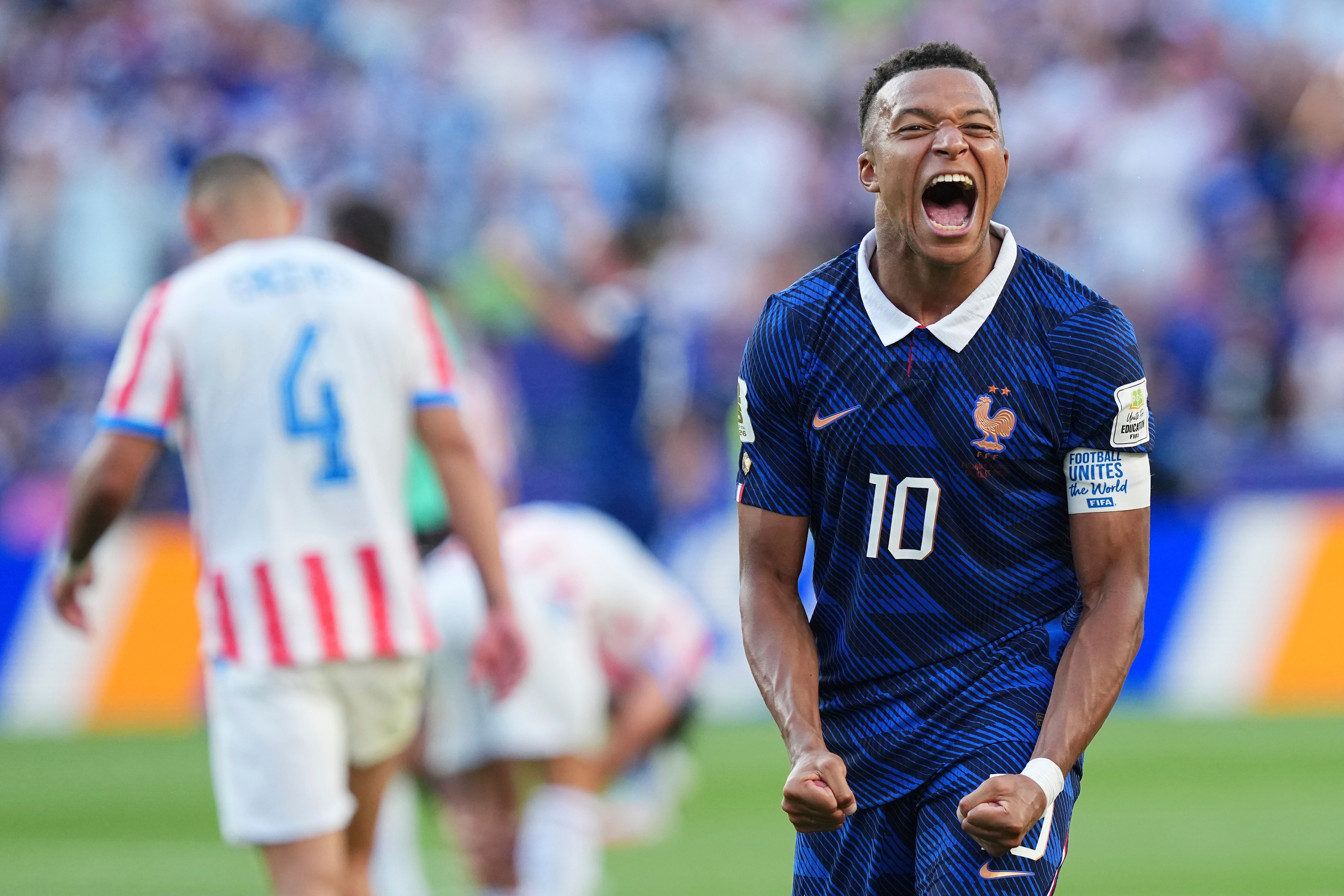 Kylian Mbappe afirmó que Francia también puede jugar sucio 'como los paraguayos'. (AP Photo/Martin Meissner)