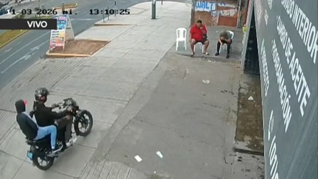 Víctima estaba esperando que laven su carro en la puerta de carwash.