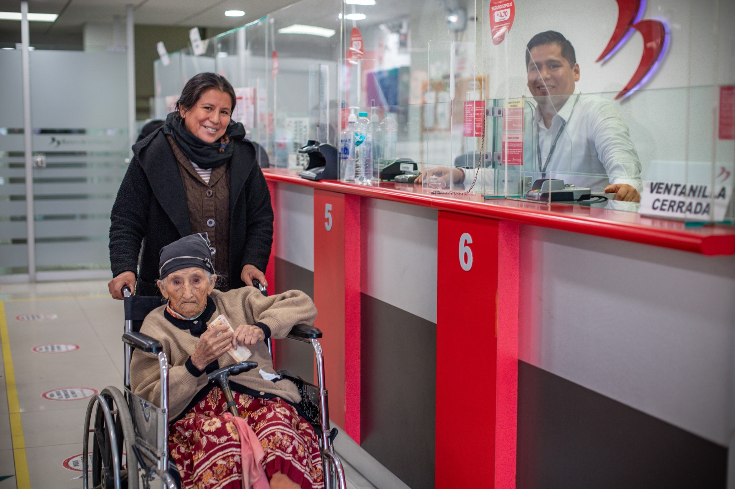 Usuarios de 'Pensión 65' ya empezaron a cobrar sus pensiones del año 2026.