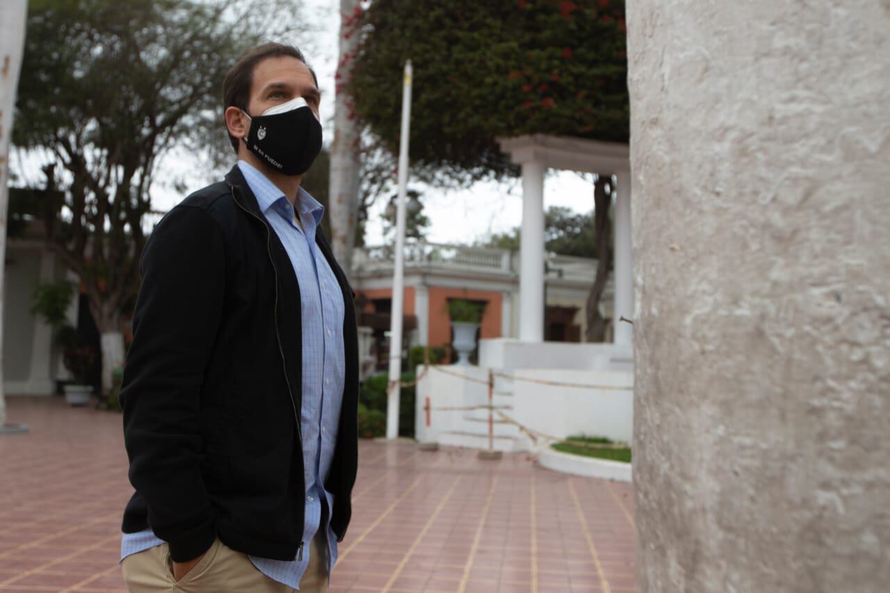 Es Gerente Comercial del único club que ha ganado 'Sudamericana y Recopa' (GEC / Fotos: Andrés Paredes)