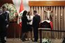 Dina Boluarte acude a velatorio de Alberto Fujimori: le dio condolencias a Keiko, Kenji y envió ofrenda floral