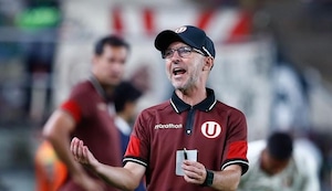 Archivan sanción contra Javier Rabanal y podrá estar en el banco de Universitario contra Comerciantes Unidos