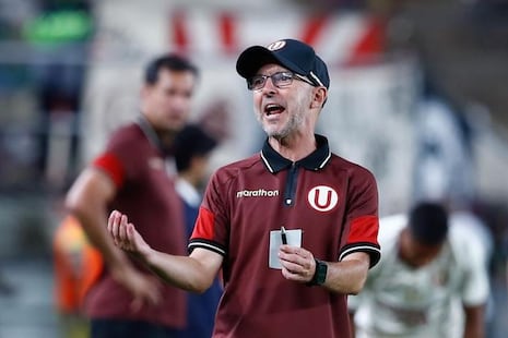 Archivan sanción contra Javier Rabanal y podrá estar en el banco de Universitario contra Comerciantes Uni...