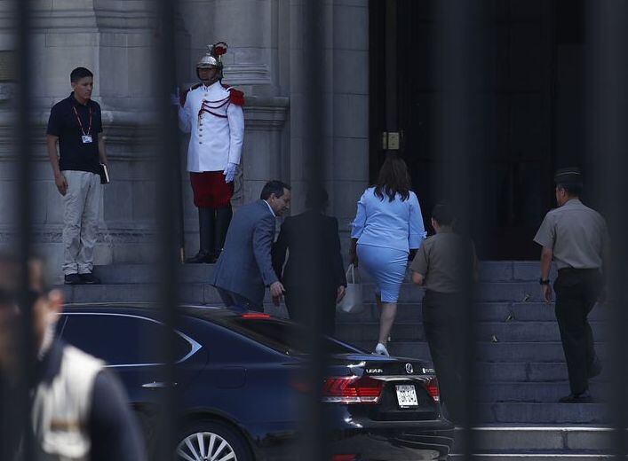 Dina Boluarte ingresa a Palacio de Gobierno tras declarar en el Ministerio Público. (Foto: Hugo Curotto @photo.gec)