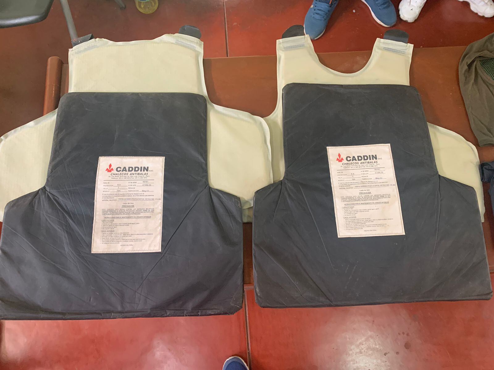 Integrantes de la banda 'Los Elegantes de la Nueva Jauría' estaban fuertemente armados, tenían mascarillas, una de ellas con el dibujo de una calavera, chalecos antibala y hasta un croquis para la fuga. | Foto: Difusión