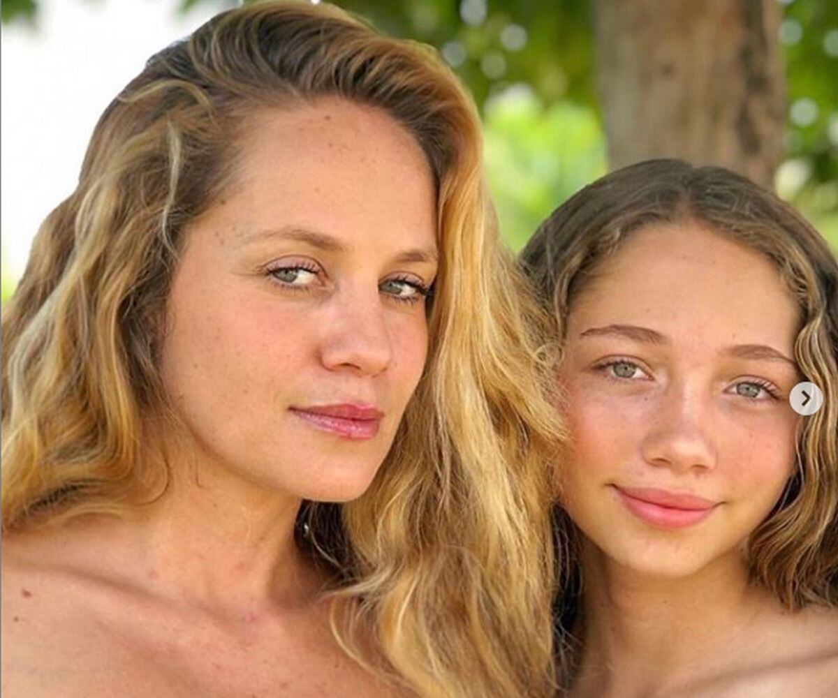 Luna del Mar junto a su madre, la modelo Erika Rodríguez (Foto: Instagram/Luna del Mar)
