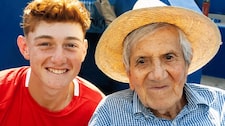 La emotiva despedida de nuestra primera raqueta, Ignacio Buse, por la partida de su abuelo Gastón Acurio Velarde