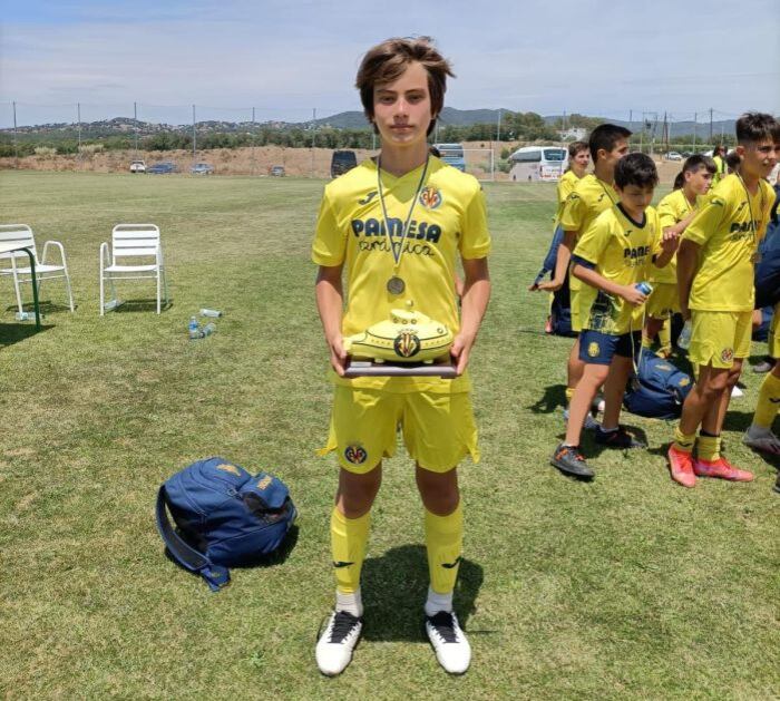Lorenzo Belmont, peruano campeón con Villarreal en torneo juvenil: conversamos sobre su aspiración a la selección