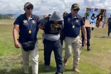 Asesino de joven madre de familia y su hijito de seis años fue llevado a Tocache para reconstrucción del crimen | VIDEO