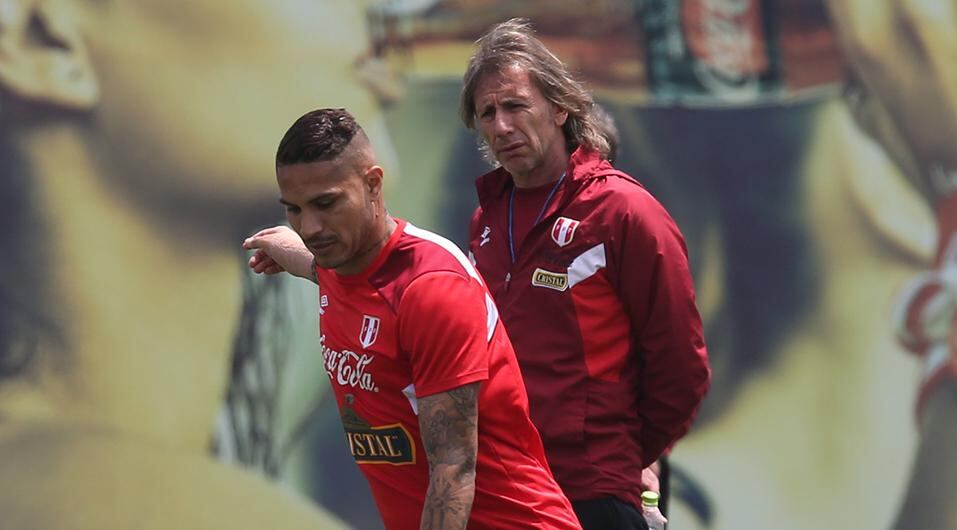 Paolo Guerrero fue respaldado por Ricardo Garecay causa diferentes reacciones (Foto: GEC)