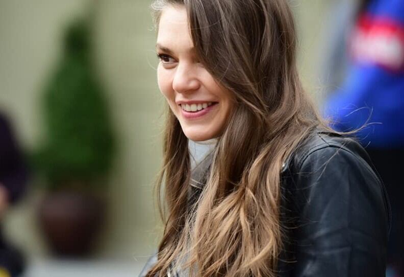 Asli Enver en la telenovela "Nuestro amor eterno" (Foto: O3 Medya)