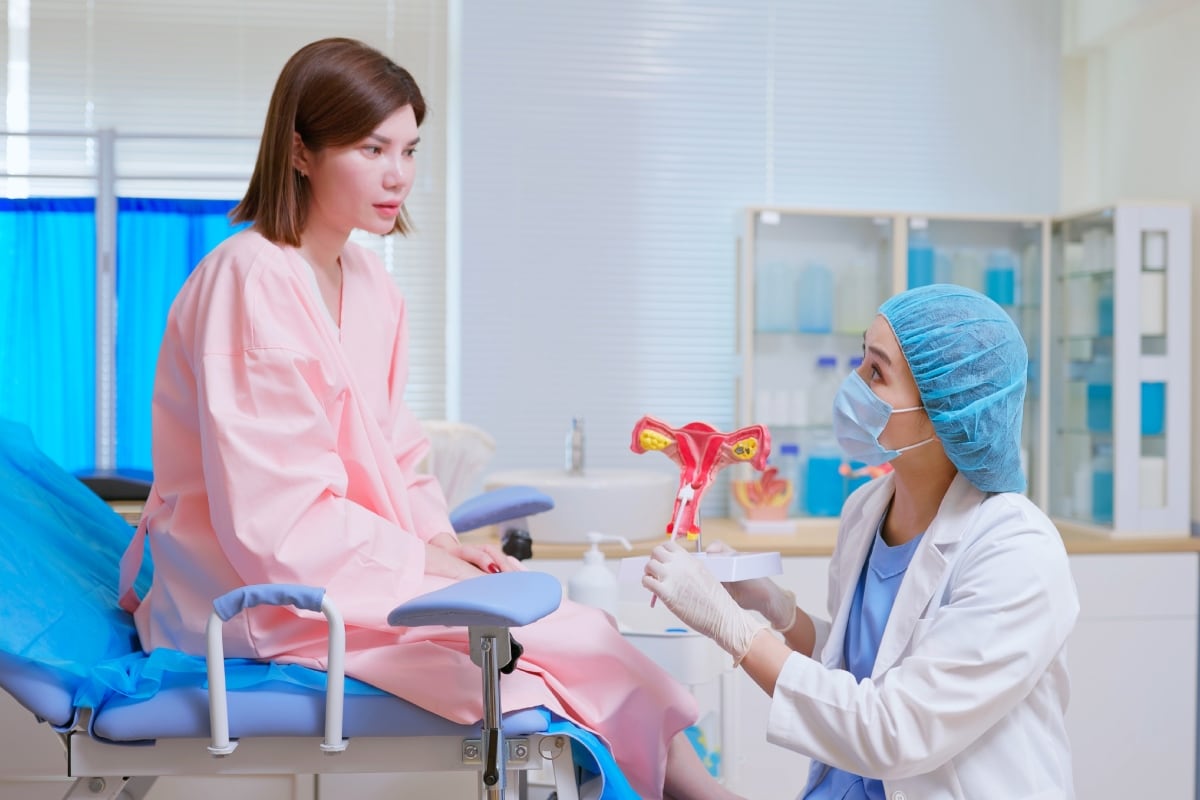 Vacúnate contra el VPH y reduce el riesgo de cáncer de cuello uterino, vagina, vulva, ano y garganta. Aprovecha la Semana de Vacunación en las Américas 2026. Foto: Istock.