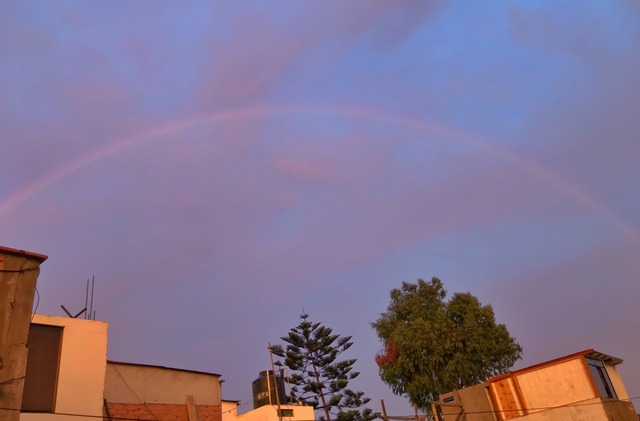 Arcoíris en Lima. Foto: Twitter