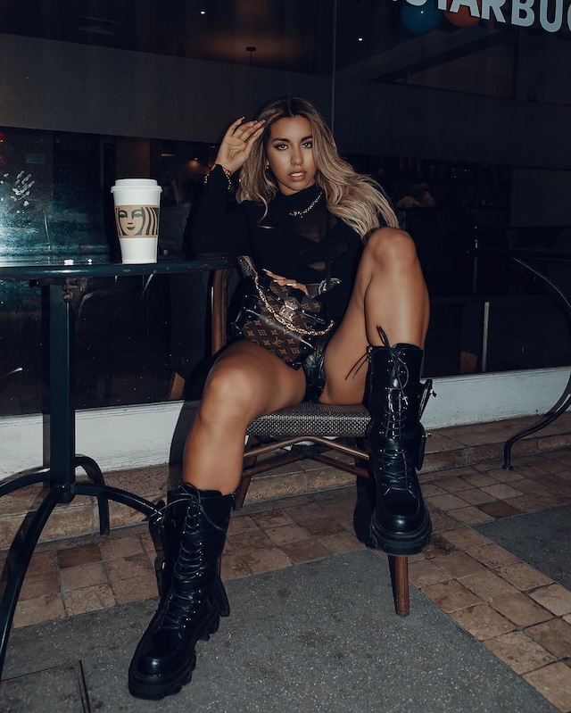 No te pierdas esta galeria de infarto con las mejores fotos de Gabriela Herrera. (@gabrielaherreraoficial)