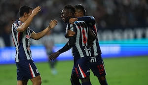 ¡El Rodillo Íntimo aplastó a Cusco! Alianza Lima goleó 8-0 en Matute y subió a la cima del Apertura
