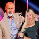 ¿Quién es la despampanante rubia con la que se besó?