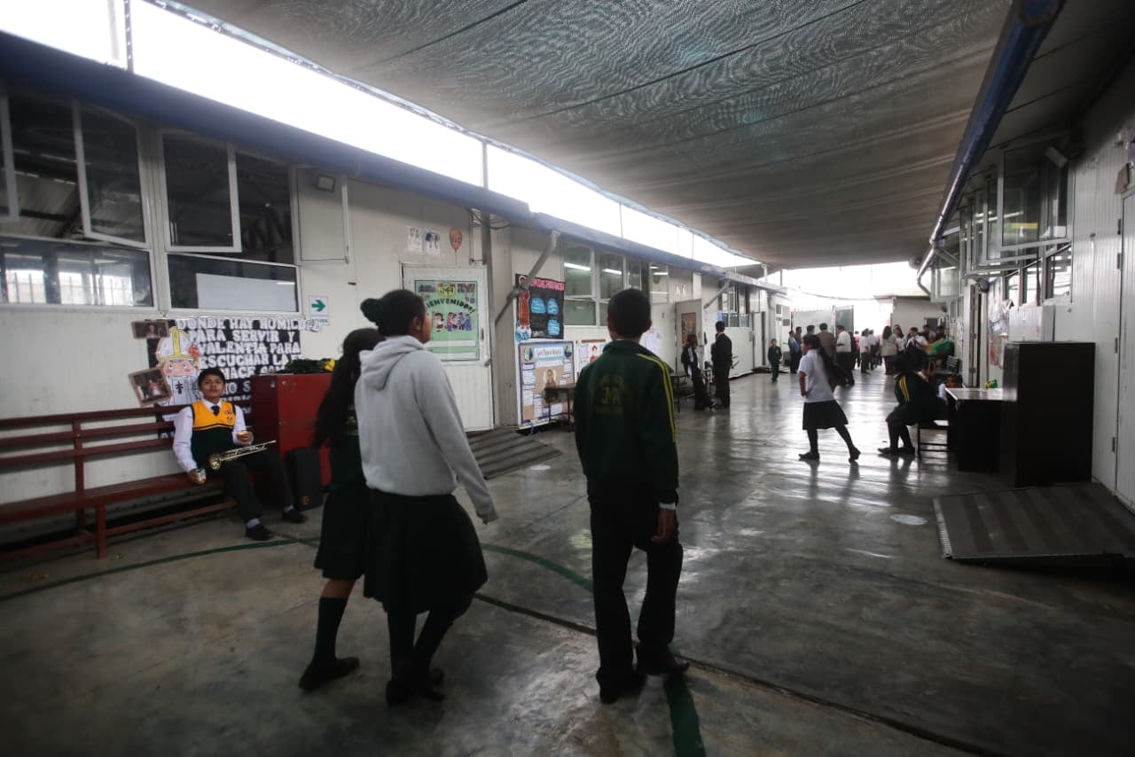 Una buena noticia para estudiantes del colegio José María Arguedas de Santa Anita. (Fotos Jesús Saucedo @photo.gec)