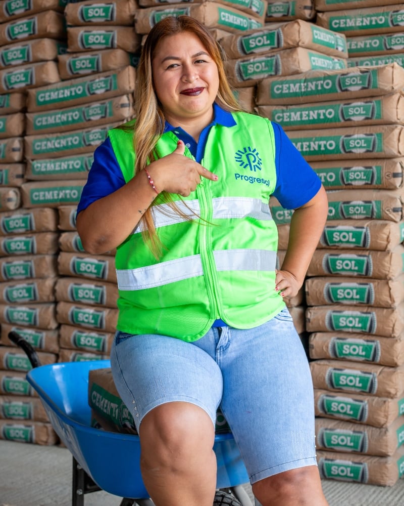 Myriam soñaba con tener su spa, pero la vida la orilló a dedicarse al rubro ferretero. Foto: Fernando Sangama.