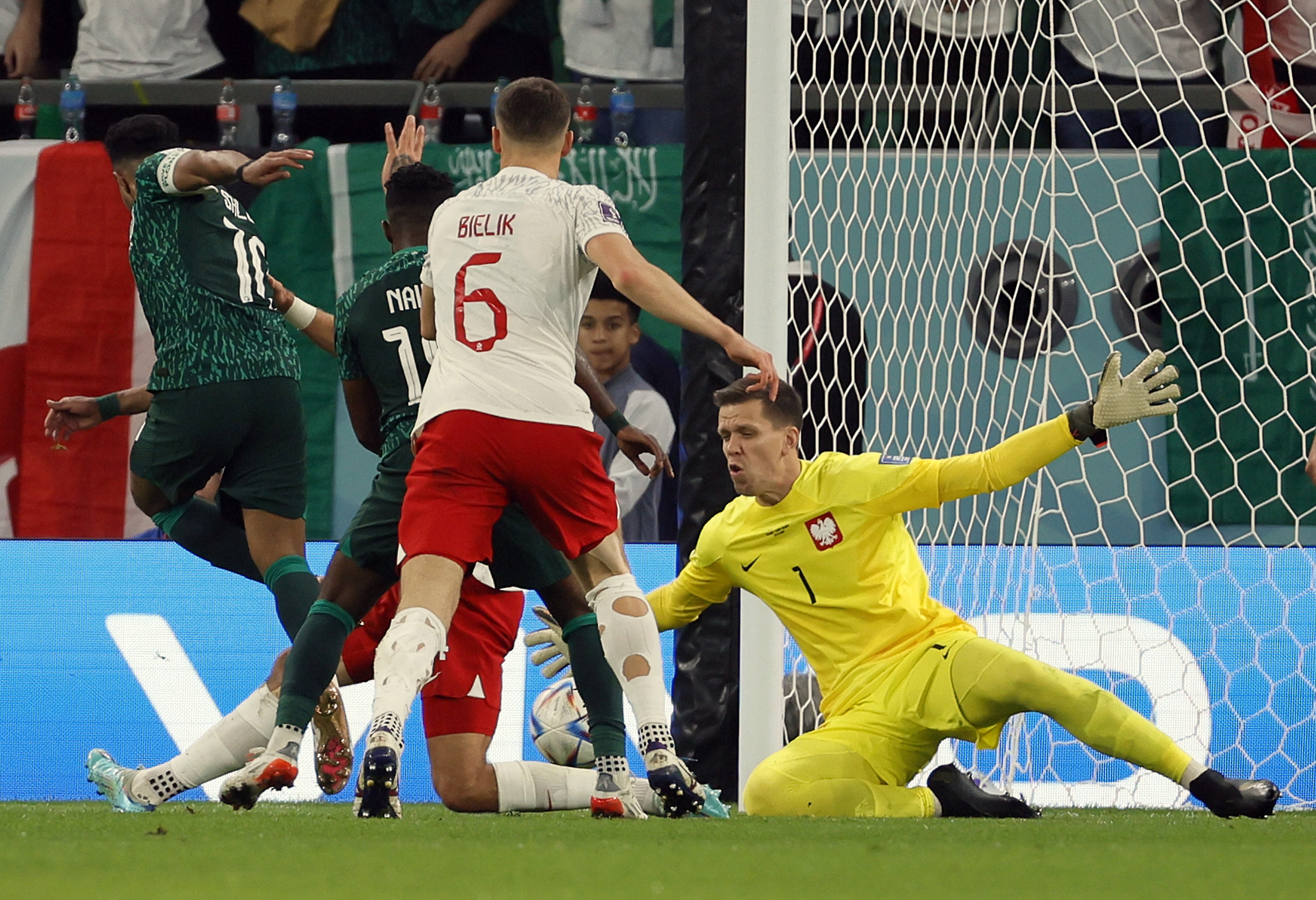 Polonia logró derrotar a Arabia Saudita por 2 a 0 (Foto: EFE)
