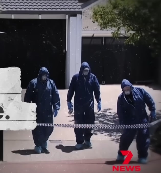 Familia dio indicaciones a la policía para ingresar protegida a su vivienda de Mosman Park. (7NEWS Australia)