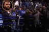 Pelea de Mayweather acabó con escandalosa batalla campal: Todos se metieron al ring | VIDEO