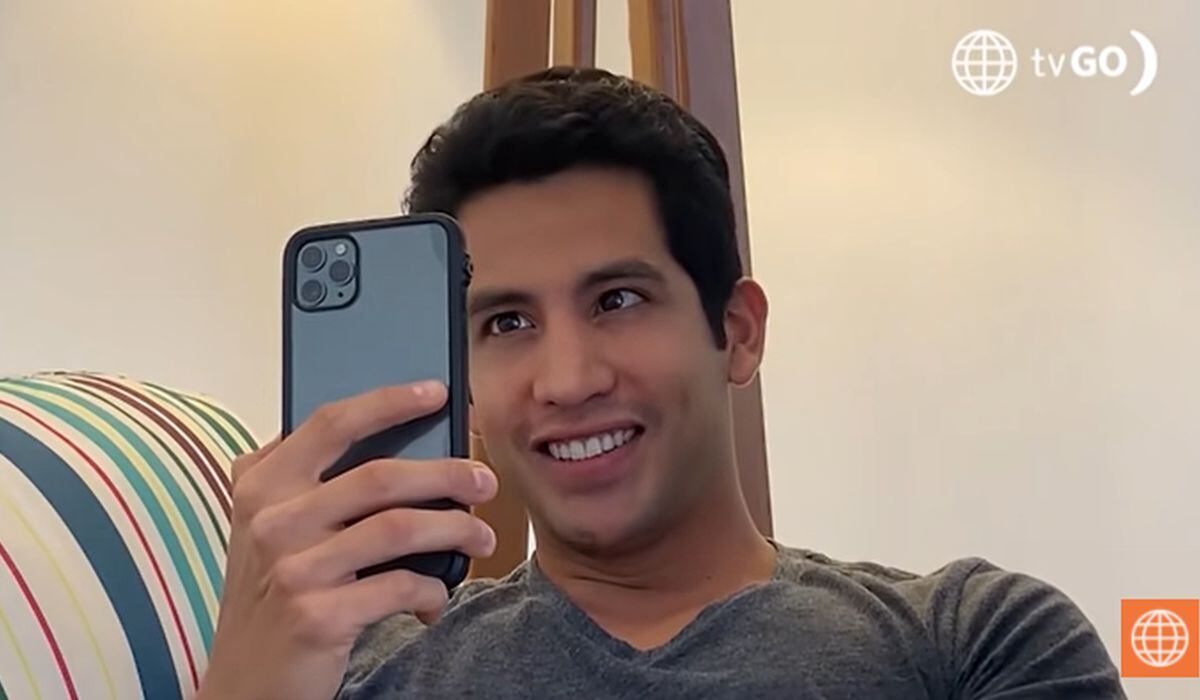 El actor grabando desde su casa. (Foto: América TV)