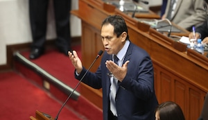 Congresista Segundo Montalvo sufre grave accidente de tránsito en Amazonas