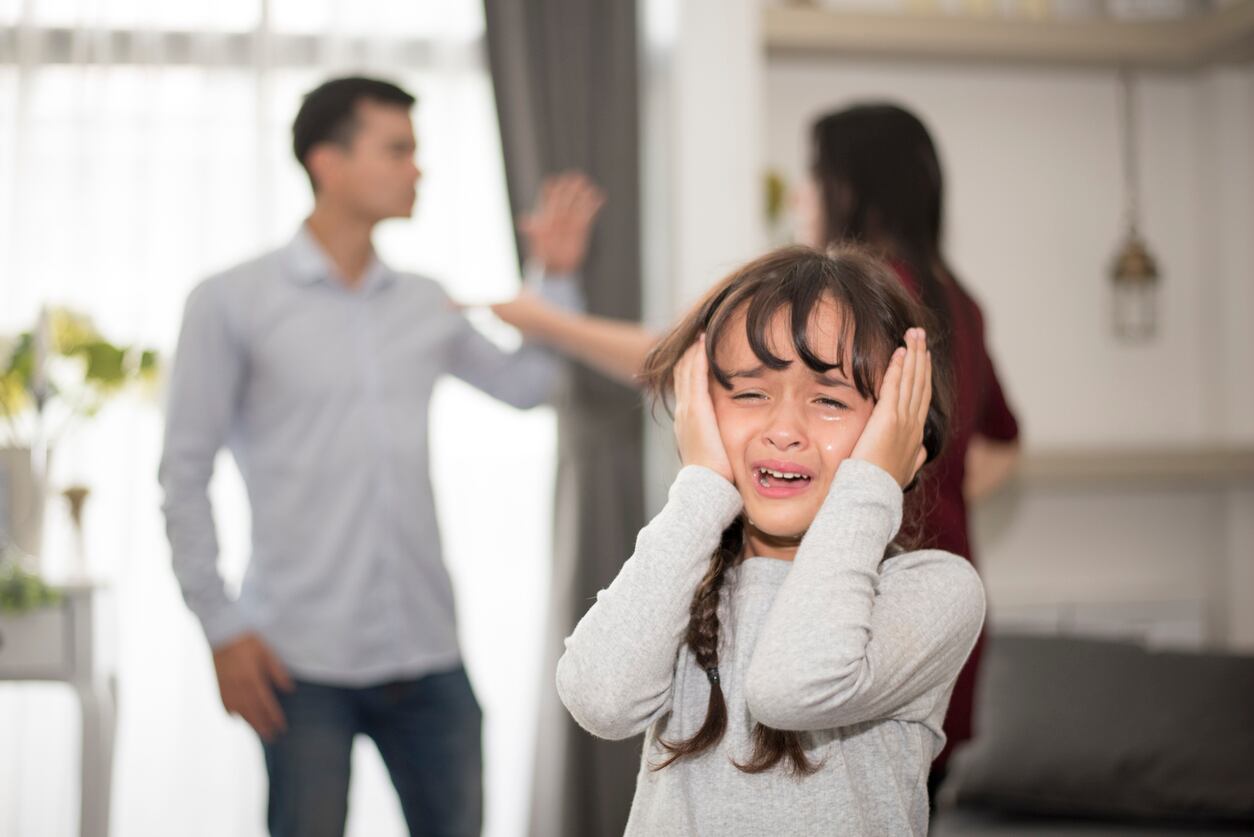 Niños que crecen bajo esta composición familiar no tienen una idea definida sobre 'qué significan los matrimonios'.