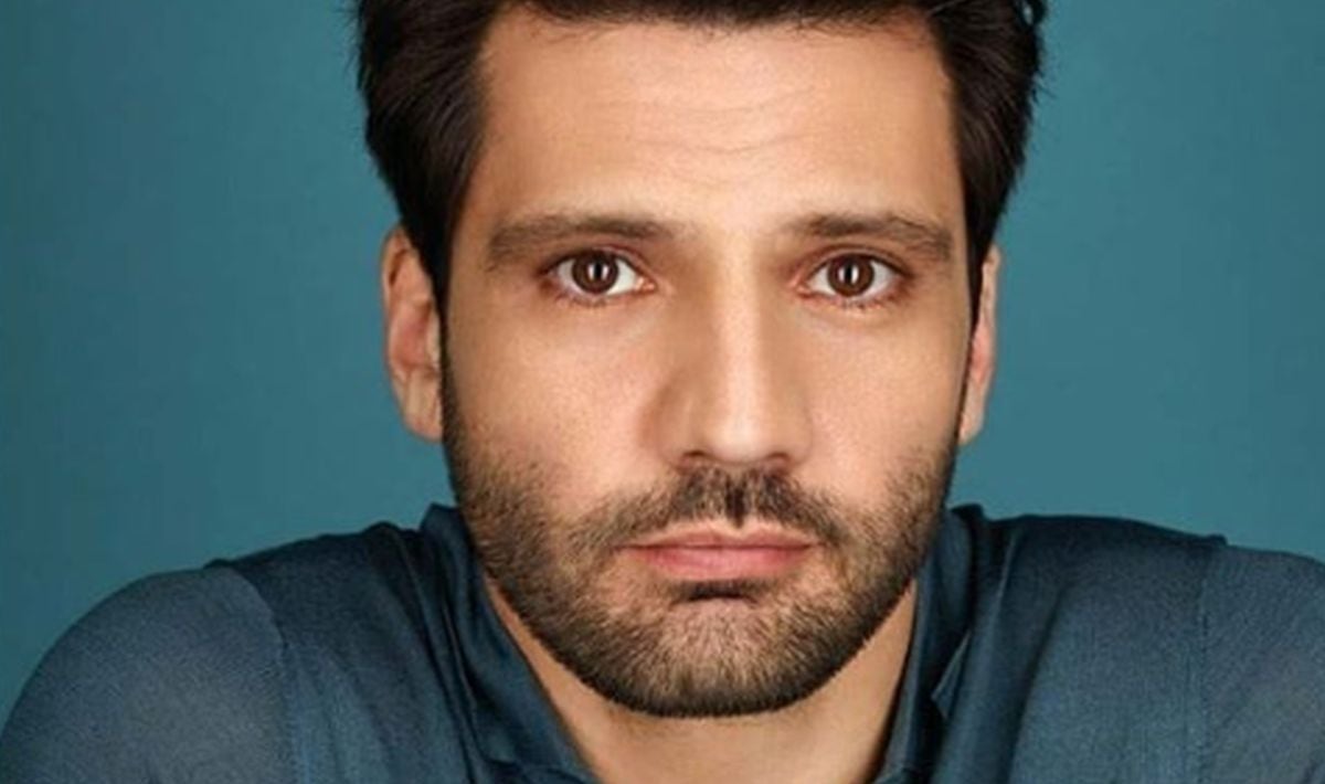Kaan Urgancioglu interpreta a Emir, un millonario caprichoso y calculador (Foto: Instagram de Kaan Urgancioglu)