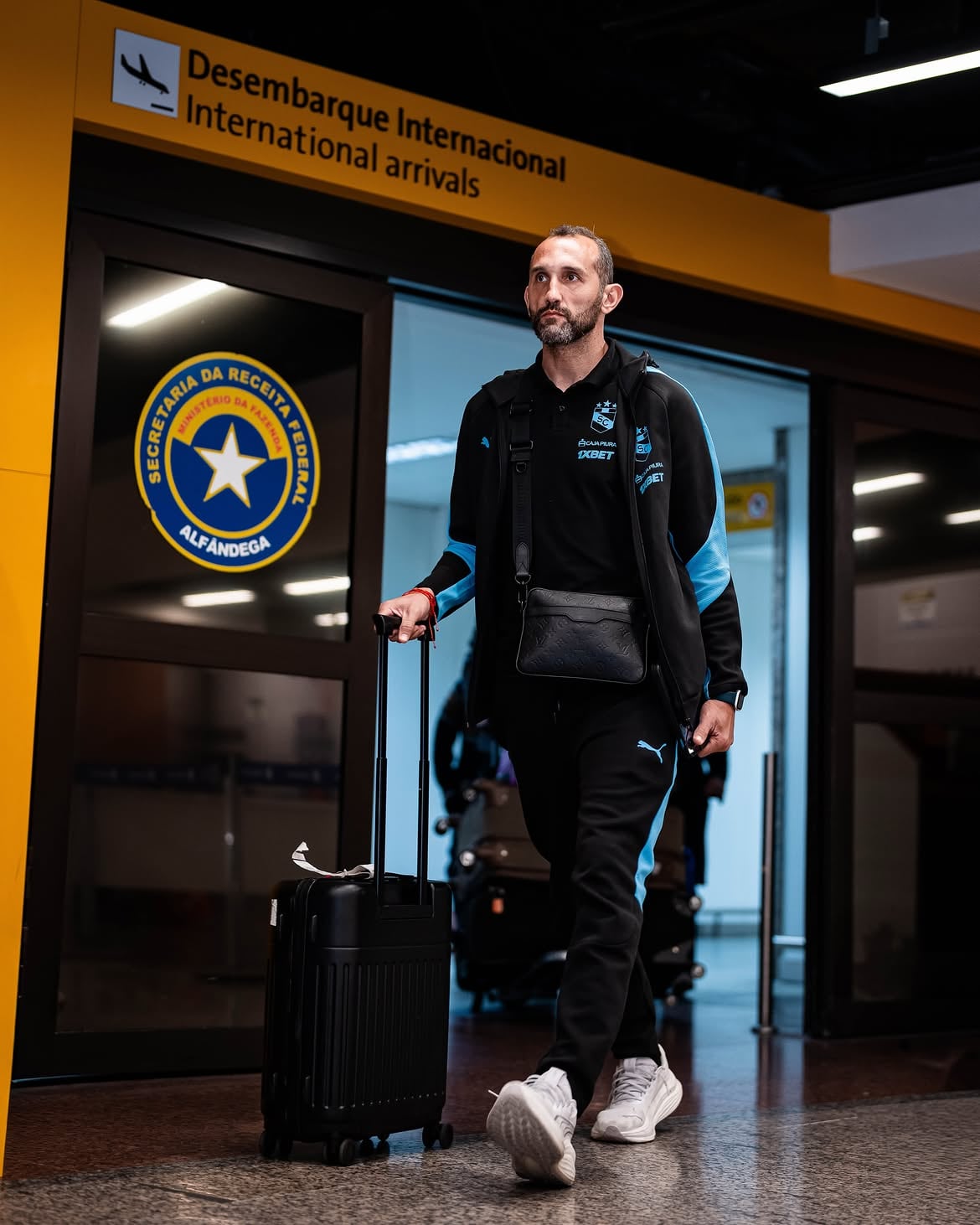 Hernán Barcos será una de las armas en ofensiva de Sporting Cristal ante Bragantino. (@clubsportingcristal)