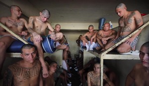 La Seño María: Más cárceles como Challapalca