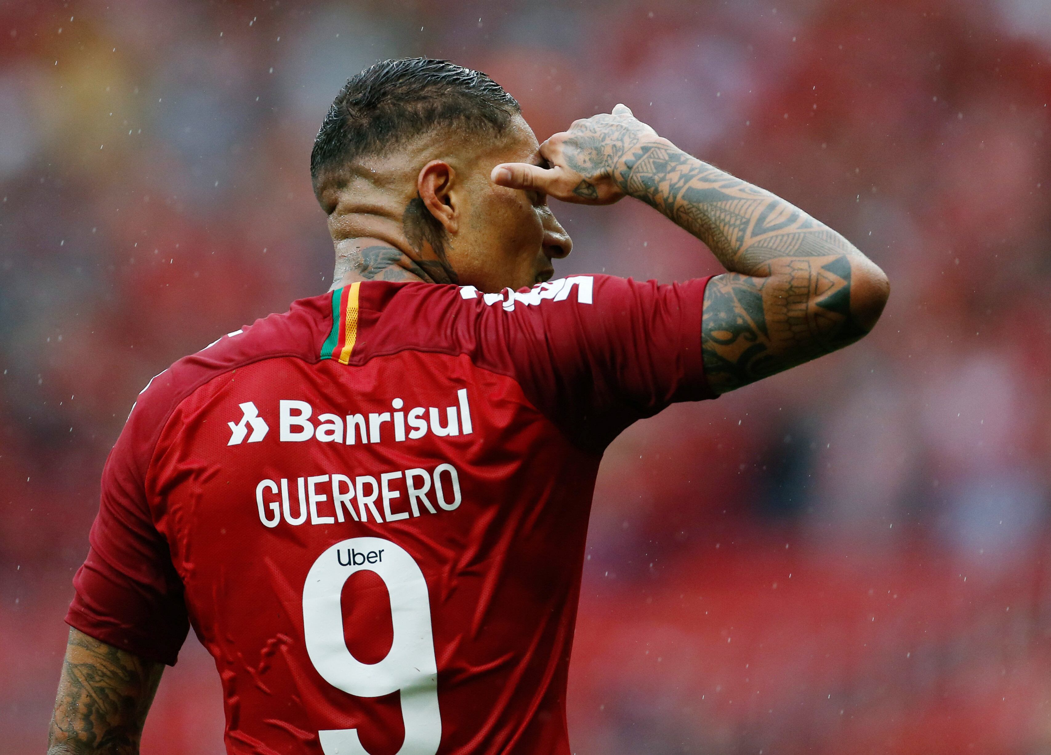 Paolo Guerrero jugó en Inter hasta el 2021 y fue su último club (Foto: REUTERS)