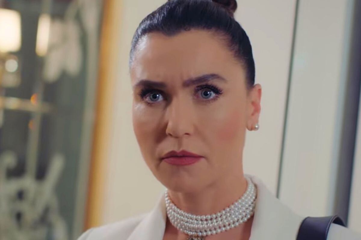 La actriz Şevval Sam interpreta a Ender Çelebi en la telenovela turca "Pecado original" (Foto: Med Yapım)